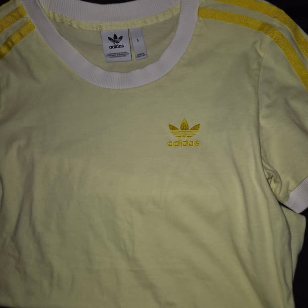 핀터깔 ] 아디다스 삼선 반팔 티셔츠 레몬 병아리🐣 S