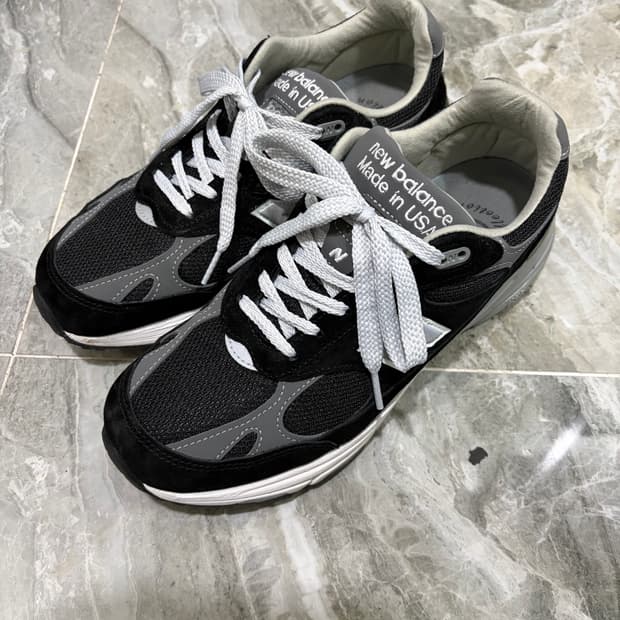 뉴발란스 993 블랙 265 발볼 D 판매합니다