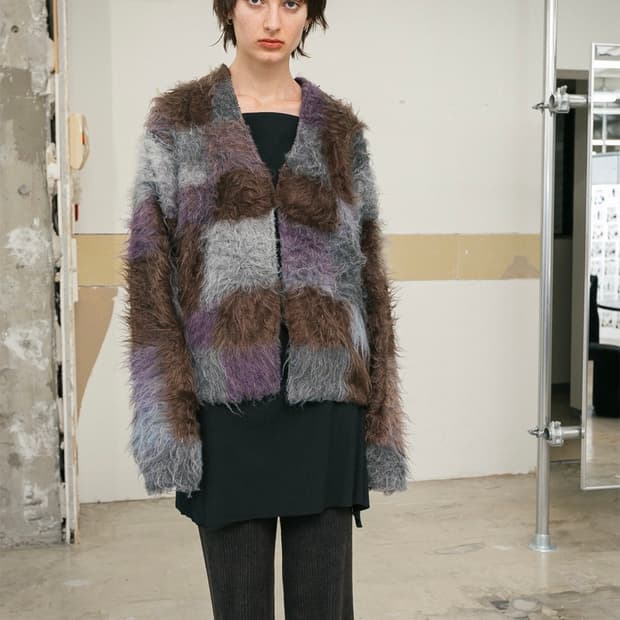 퍼버즈 가디건 새제품