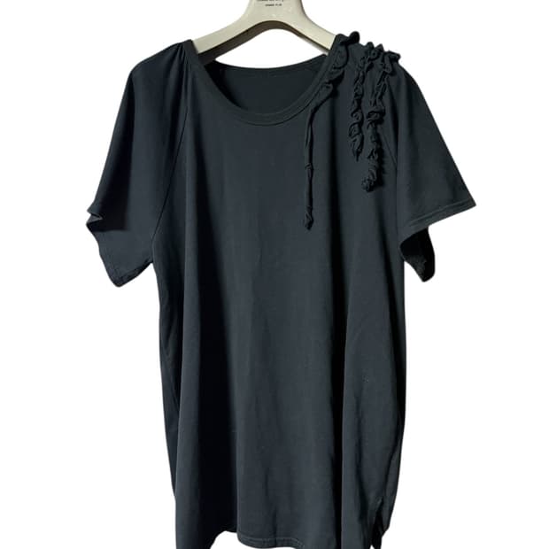 고무 프릴 셔링 티셔츠