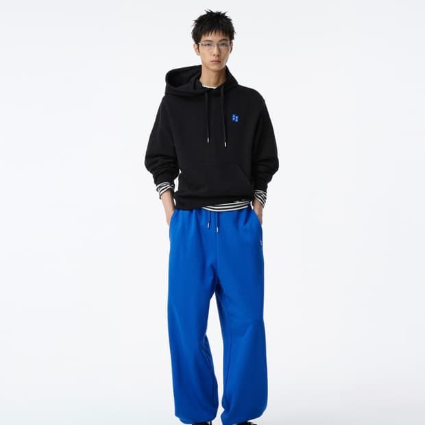 아더에러 후드티 판매합니다