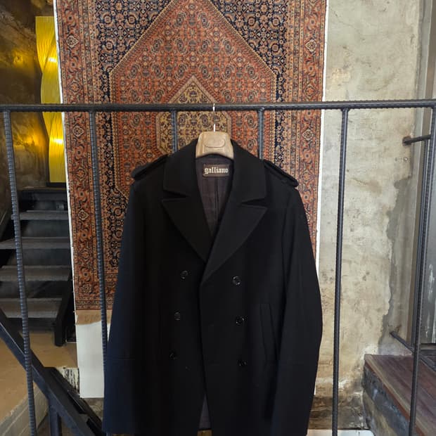 존갈리아노 피코트