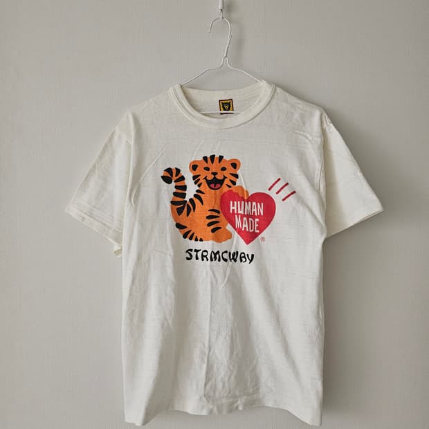 휴먼메이드 Human Made 그래픽 티
