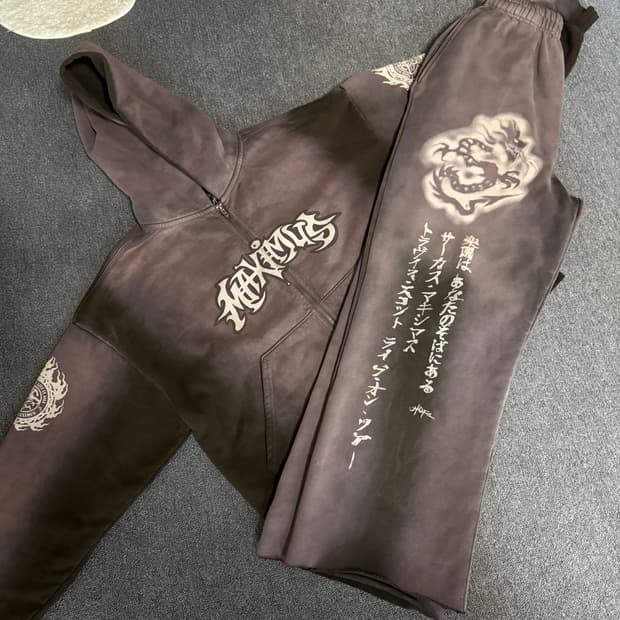 트래비스스캇 머천 후드집업M 바지S 일괄 or 바지만 판매