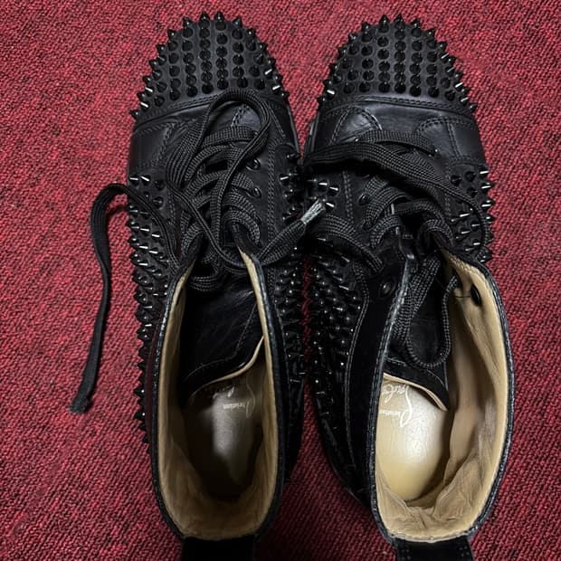 루부탱 스터드 하이탑