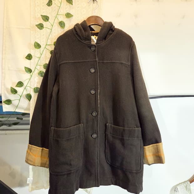 체크 배색 카키 후드 코트