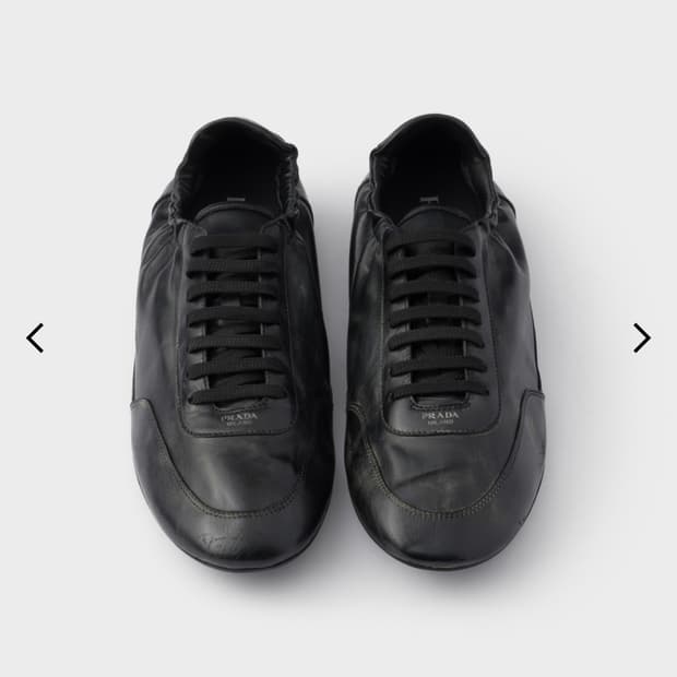 프라다 컬랩스 레더 스니커즈