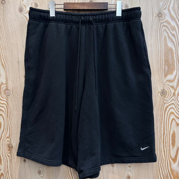 나이키 솔로 스우시 프렌치 테리 쇼츠