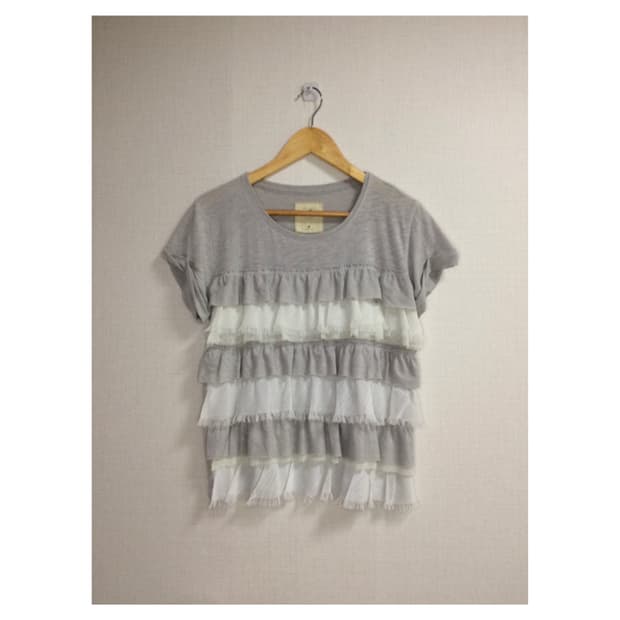 Hollister 홀리스터 그레이 프릴 반팔 티셔츠