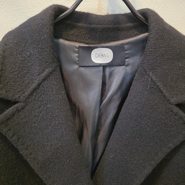 DEWL 알파카 블랙 모직 싱글코트