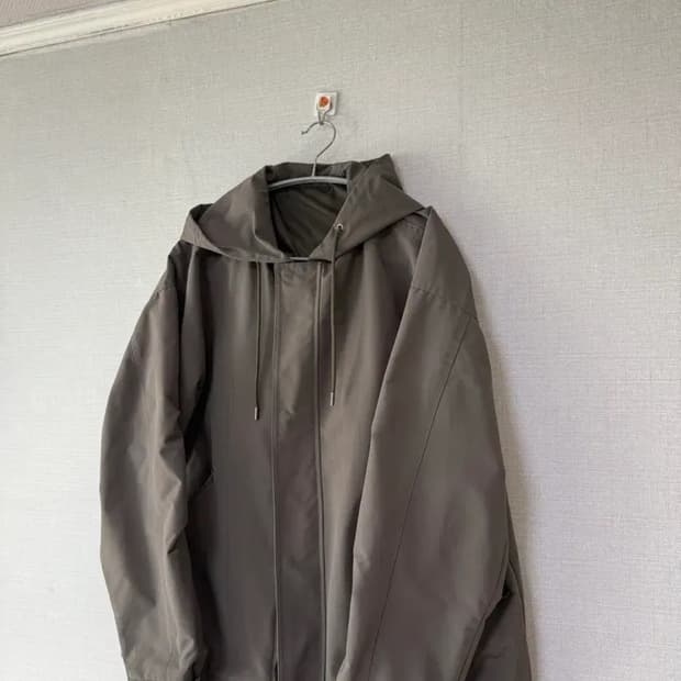 TNGT 카키 뉴 후드점퍼