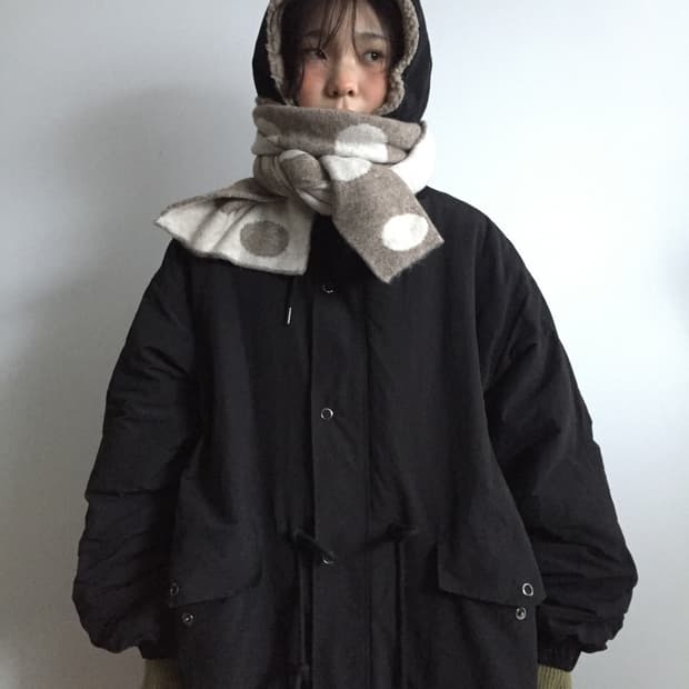 더기 양털 야상 점퍼 + 도트 머플러 세트