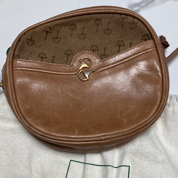 올드 구찌 빈티지 미니 탬버린백 모노그램 크로스백 브라운