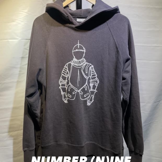 넘버나인 01SS 기사 후드티 (3)