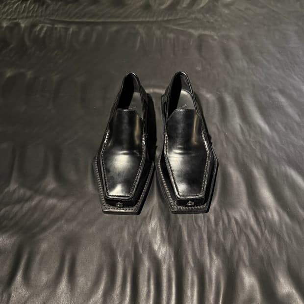 코페르니 스퀘어 토 폴리시드 로퍼