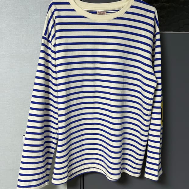 캐피탈 롱슬리브