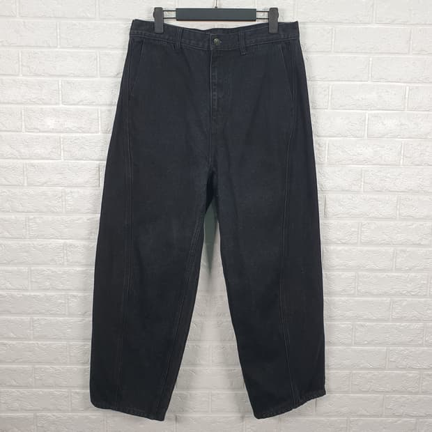 [33]무신사 스탠다드 세미 벌룬 블랙진