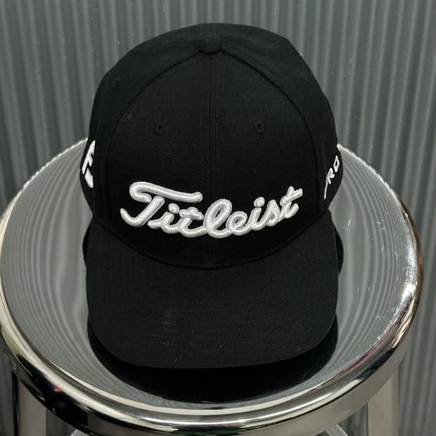 [FREE] 타이틀리스트 Titleist 울혼방 입체자수 골프 스냅백