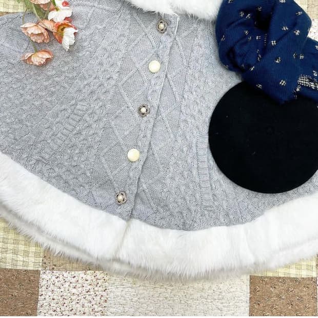 Cecil McBee 세실맥비 니트판초 케이프 망토 코트