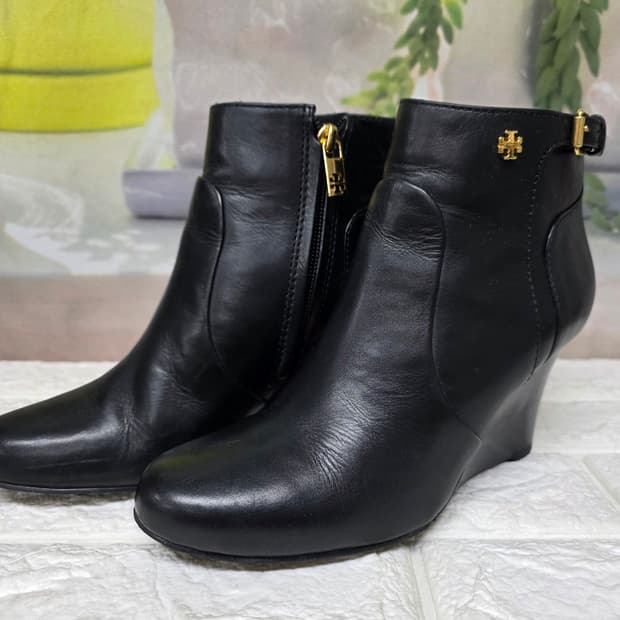 토리버치 여성 웨지힐 앵클부츠 235 웨지 여성부츠 HD26