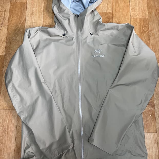 23fw 아크테릭스 베타LT 스모크 블러프 XL