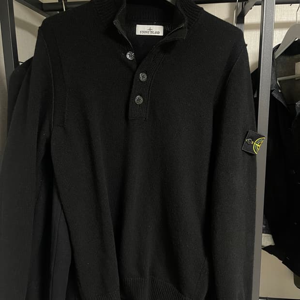 스톤 아일랜드 니트 반집업