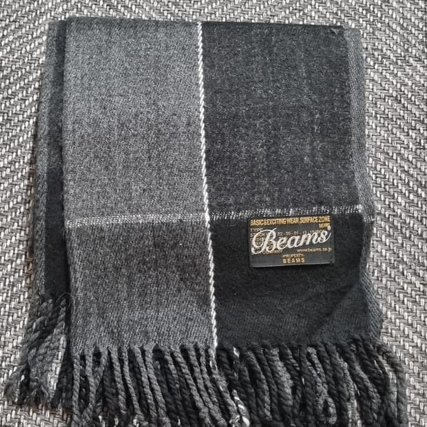 BEAMS 체크 머플러