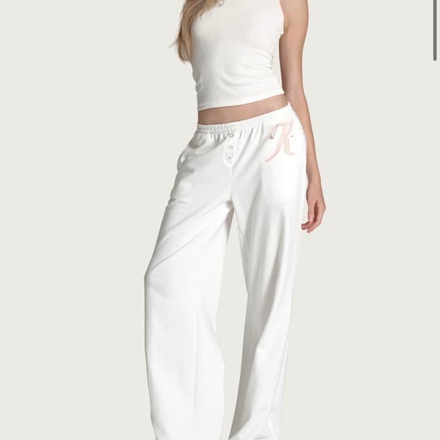 새상품 클리시어 케이에센셜 조거팬츠 화이트