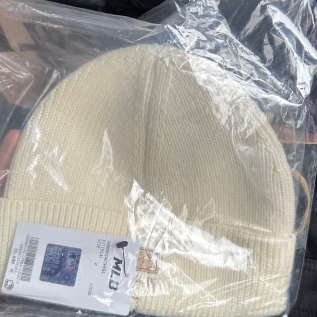 미개봉) MLB 캔디 미니 비니 크림색