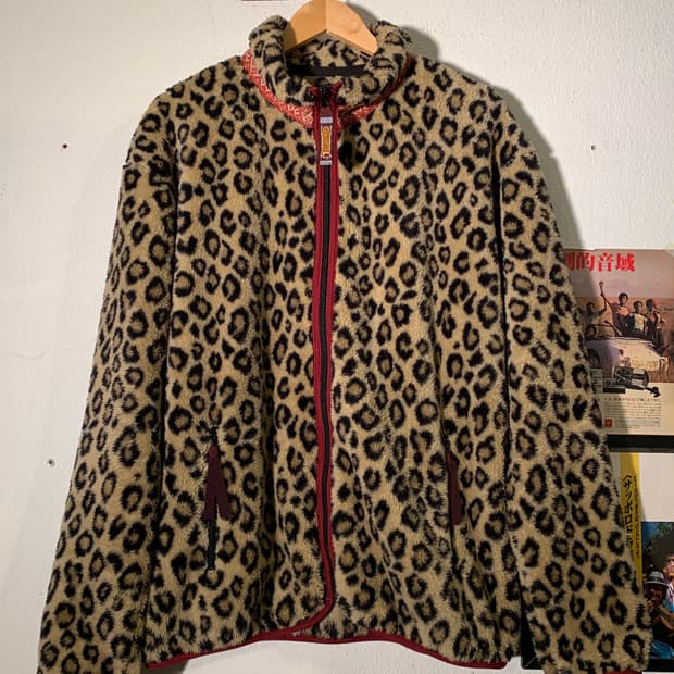 캐피탈 레오파드 플리즈 집업