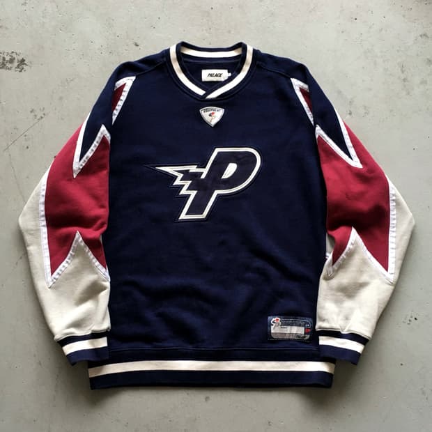 21FW Palace Bolt CrewSweat Shirt