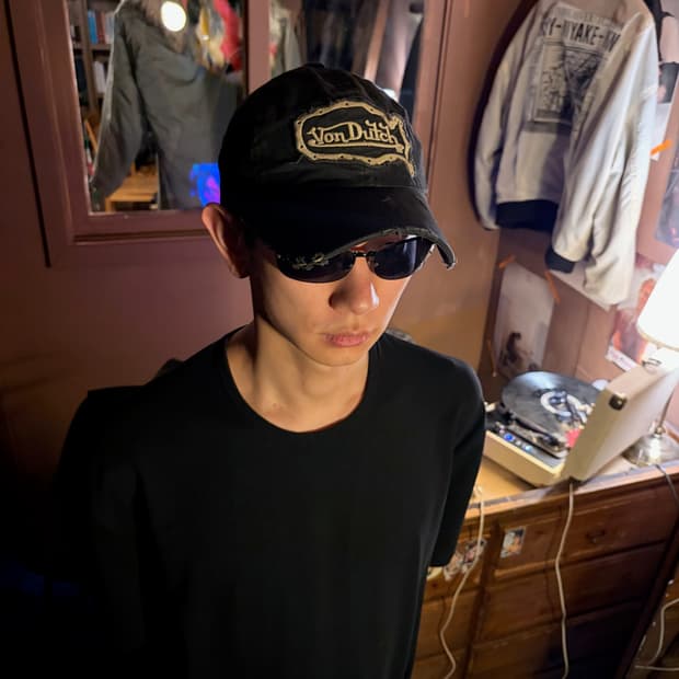 VON DUTCH DISTRESS GRUNGE BALL CAP BLACK