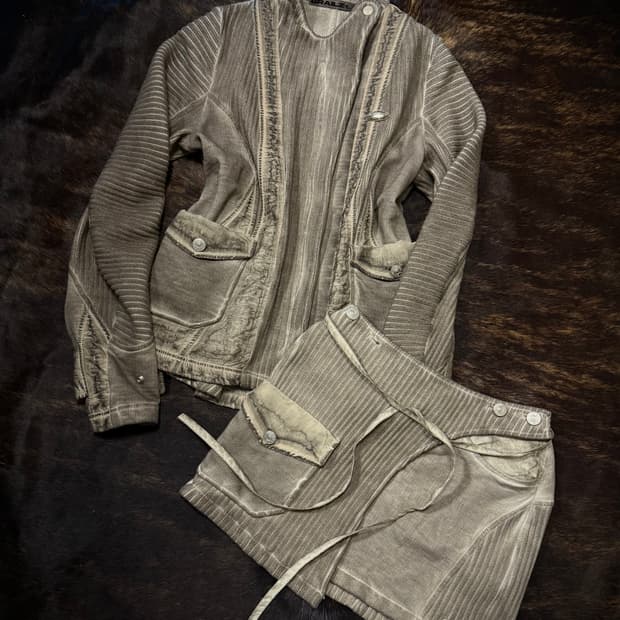 Grailz 루나바이커 셋업