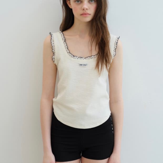 DOT LACE SLEEVELESS (BUTTER CREAM) 