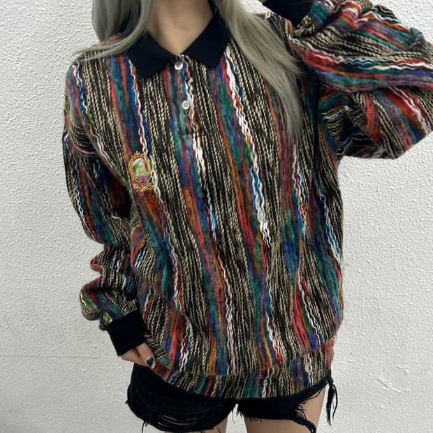 LMC 에스닉 스트라이프 패턴 블랙 카라 니트 L