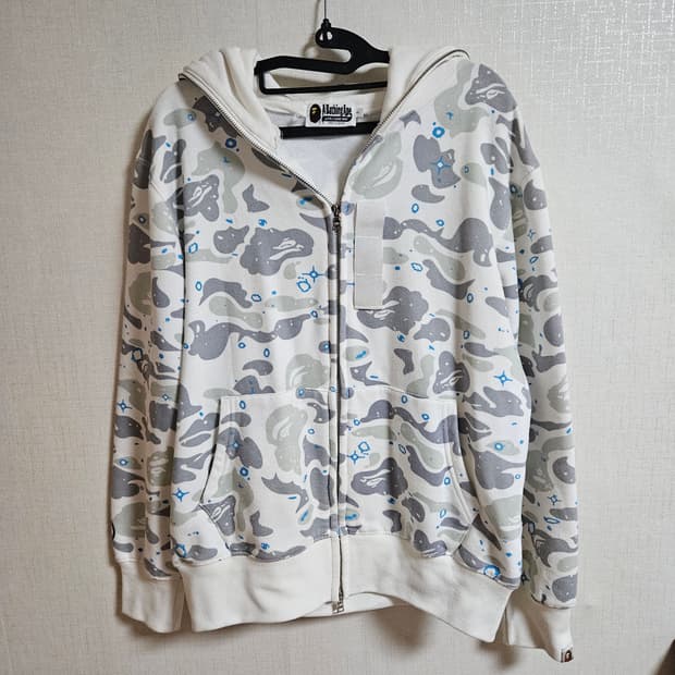 베이프 샤크 스페이스 카모 후드집업 L