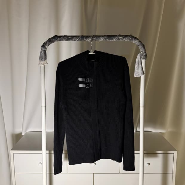 two buckle knit zip up