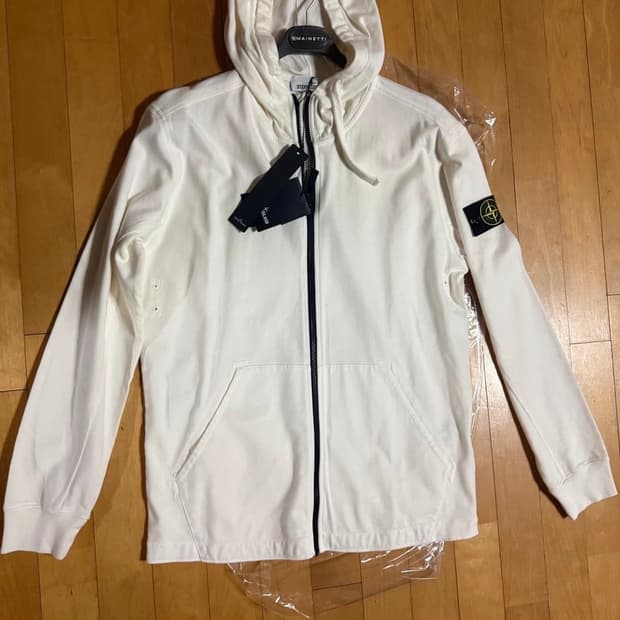 스톤아일랜드 후드집업