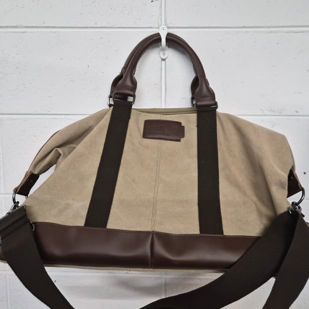 OS) 헨리코튼 캔버스 보스턴백 팝니다