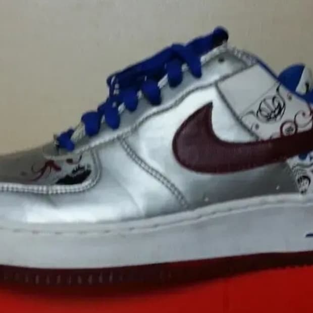 나이키 에어포스1 프리미엄 로우 컬렉션 로얄 르브론 275