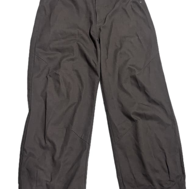 더콜디스모먼트 TCM starfish chino pants (brown)