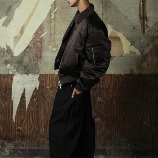 YIYAE 패디드 봄버 블랙