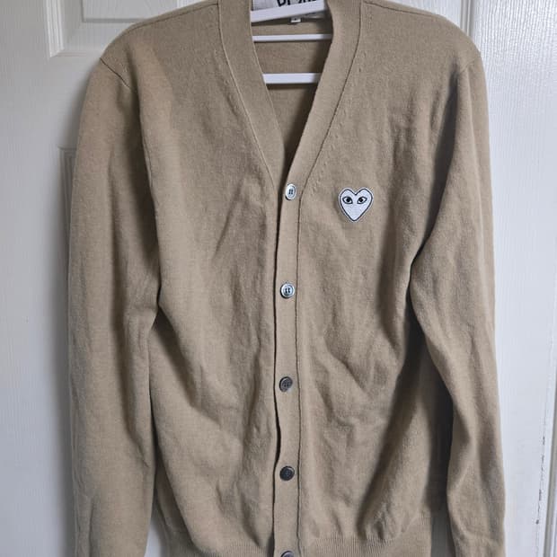 꼼데가르송 가디건 팝니다