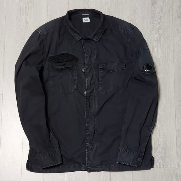 CP컴퍼니 가먼트다잉 셔츠