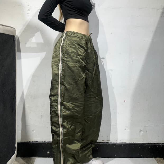 빈티지 윌리엄 카키 와이드 베이지 사이드 라인 트랙 팬츠 L