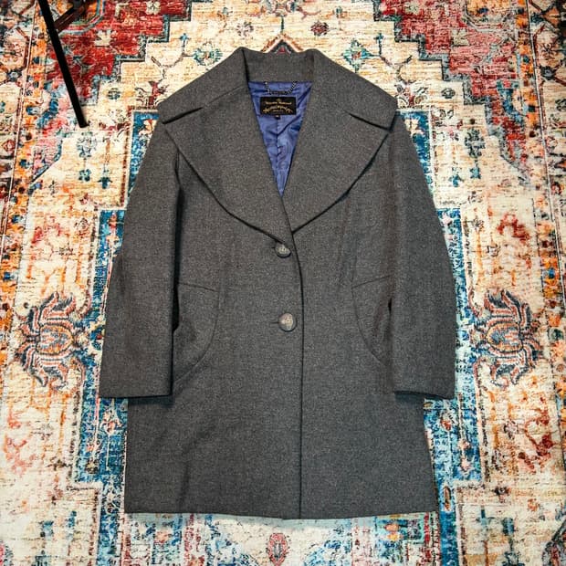 [L] 비비안웨스트우드 앵글로매니아 울 코트