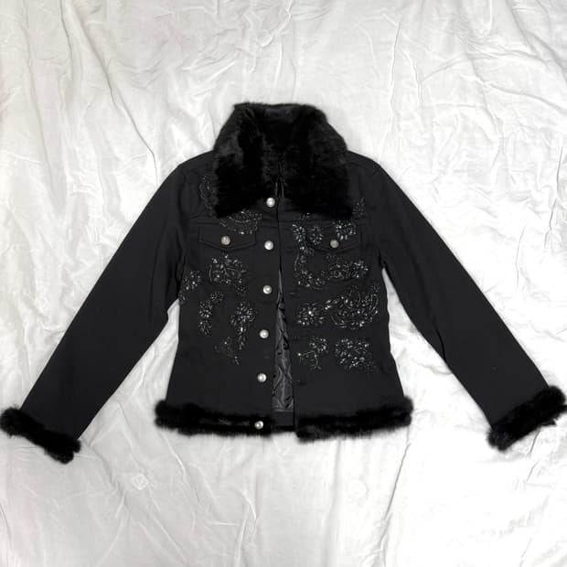 임브로이더리 래핏퍼 디테일 자켓