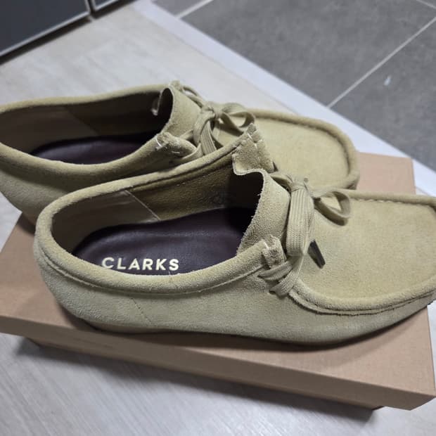 클락스 왈라비 uk7