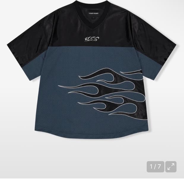 YEGEYEG Y.E.S Satin Football Tee Black x