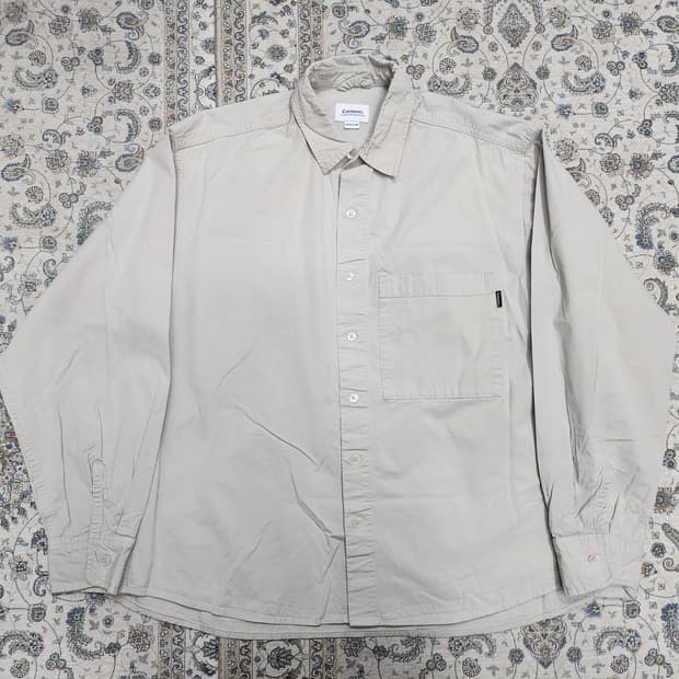 커버낫 연 베이지 셔츠 M (크게나옴) (100-105)